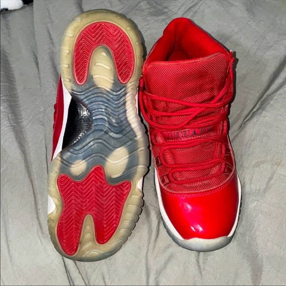 Win like 96 Jordan’s - Picture 3 of 4